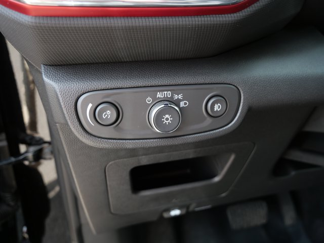 Used 2022 Chevrolet TrailBlazer RS w/ Sun and Liftgate Package AWD/4WD image 17