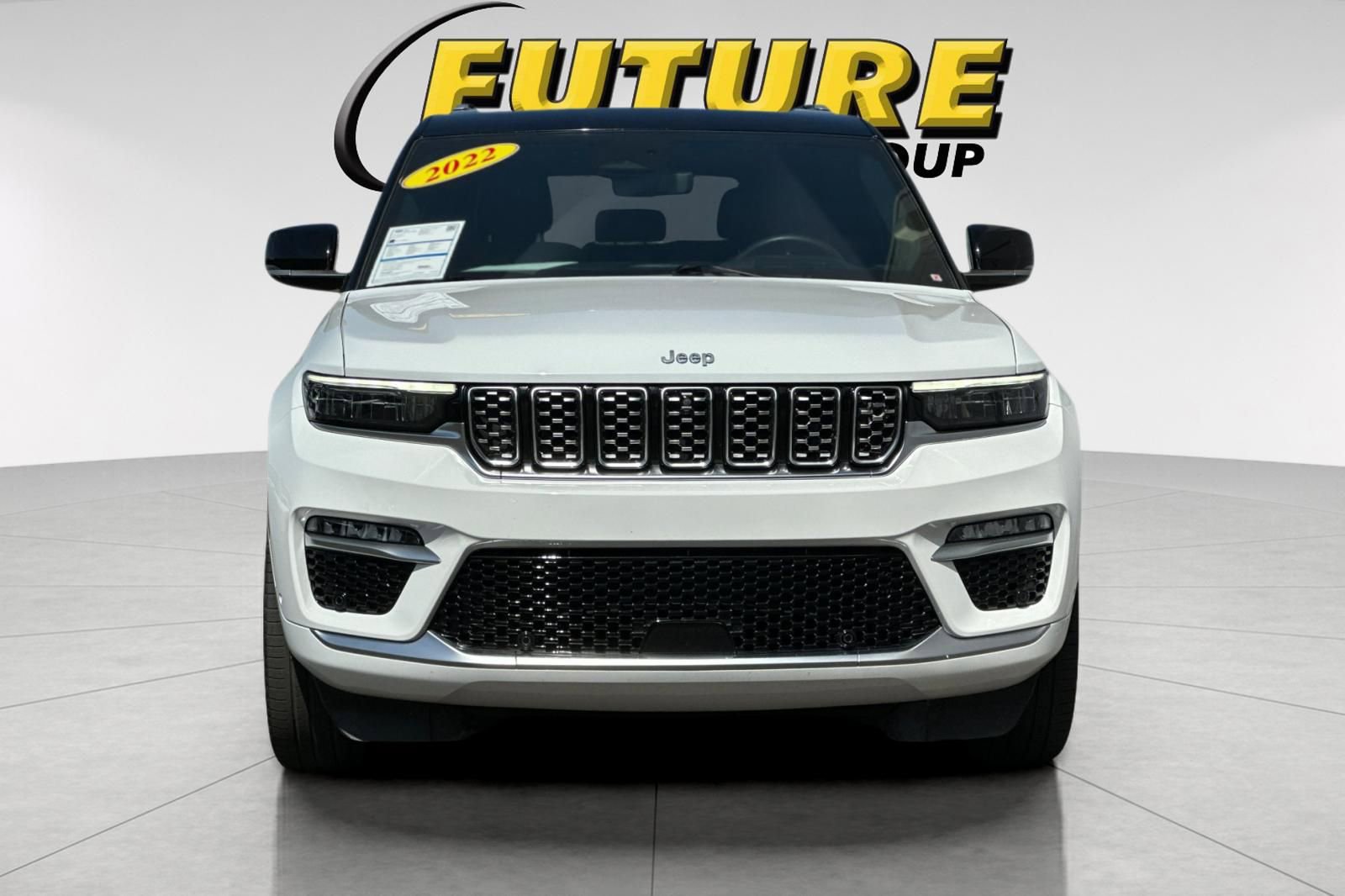 Used 2022 Jeep Grand Cherokee Summit w/ Advanced Protech Group IV AWD/4WD image 8