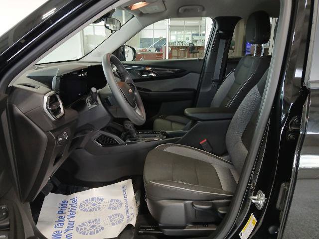 Used 2025 Chevrolet TrailBlazer LT image 11