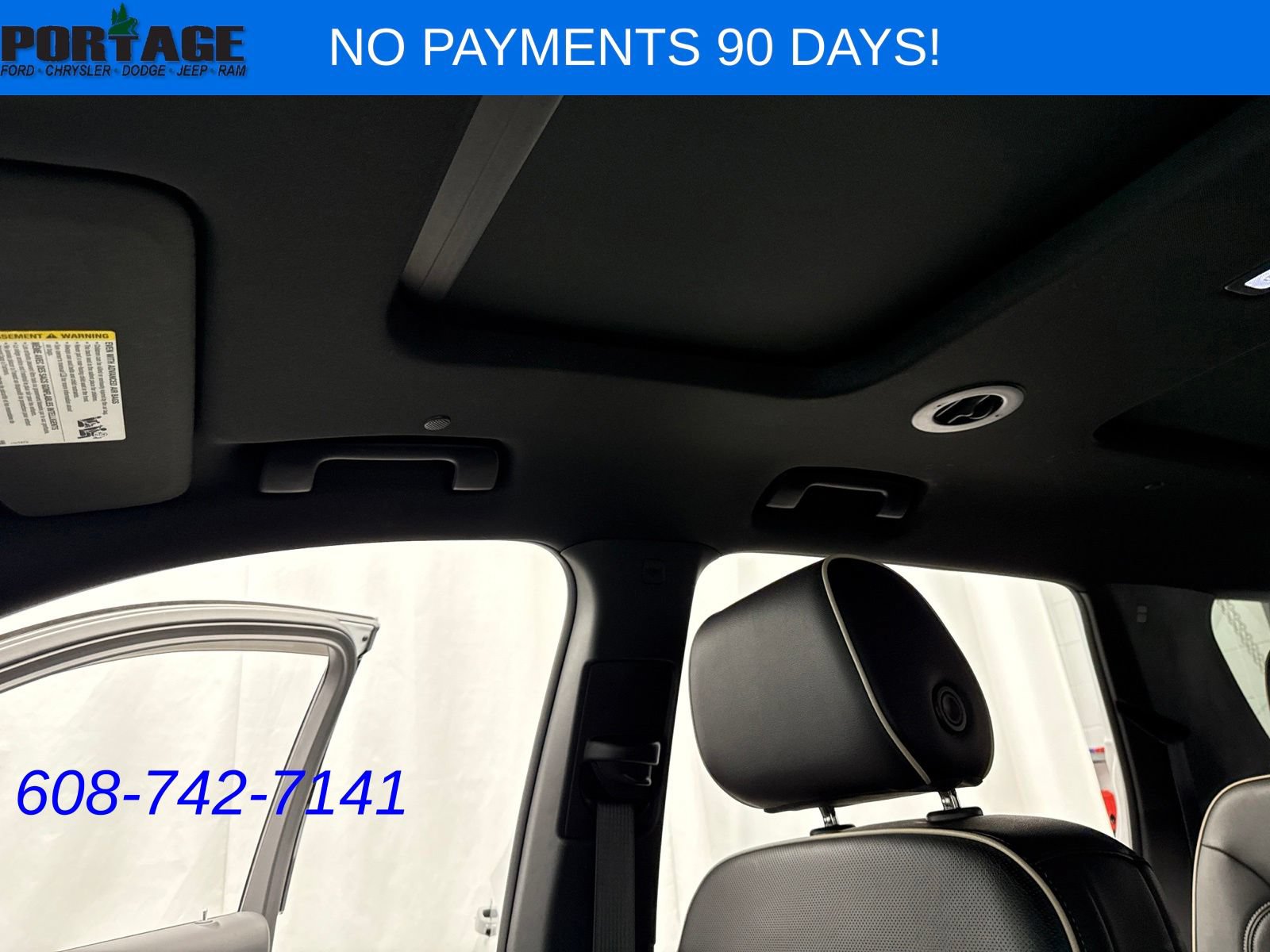 Used 2022 Chevrolet Traverse Premier w/ Redline Edition AWD/4WD image 23