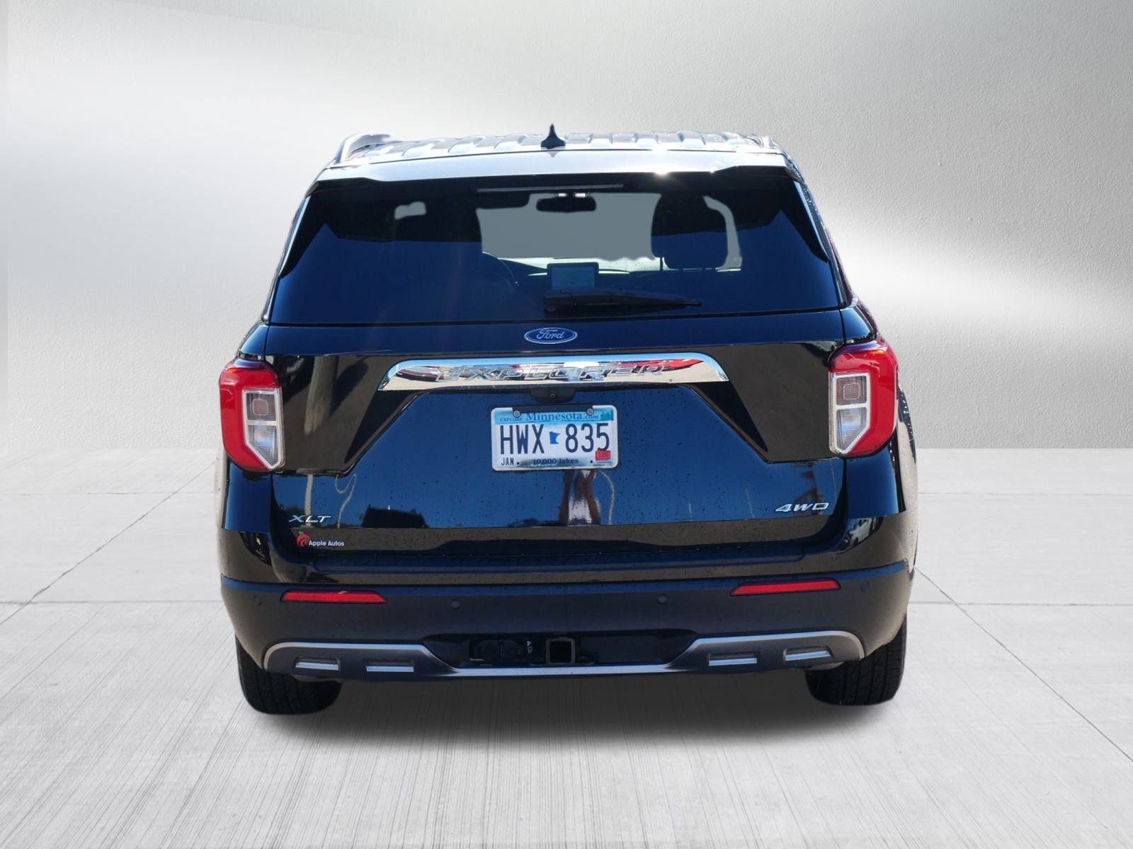 Certified 2022 Ford Explorer XLT w/ Equipment Group 202A image 4