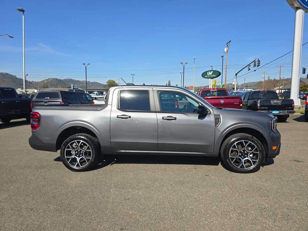 Certified 2025 Ford Maverick Lariat AWD/4WD image 6