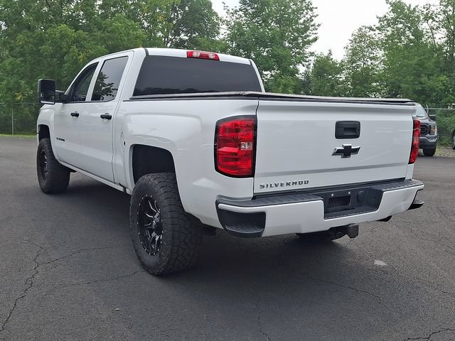 Used 2018 Chevrolet Silverado 1500 Custom w/ Custom Value Package AWD/4WD image 10