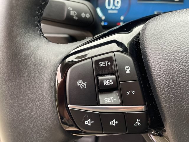 Certified 2025 Ford Escape Platinum AWD/4WD image 34