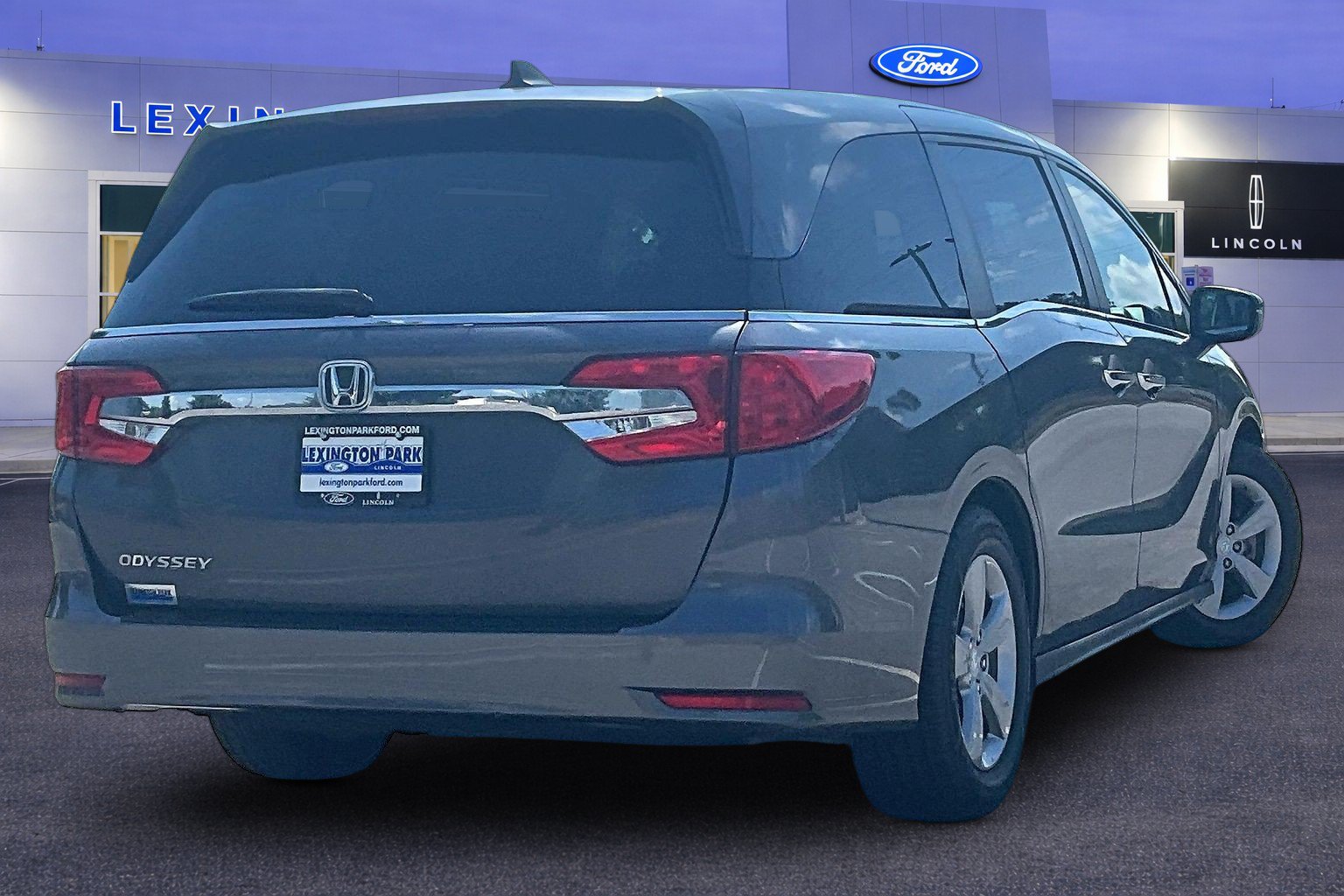 Used 2018 Honda Odyssey EX-L image 5