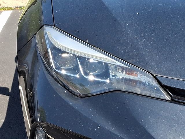 Used 2017 Toyota Corolla SE w/ Carpet Mat Package (TMS) FWD image 6