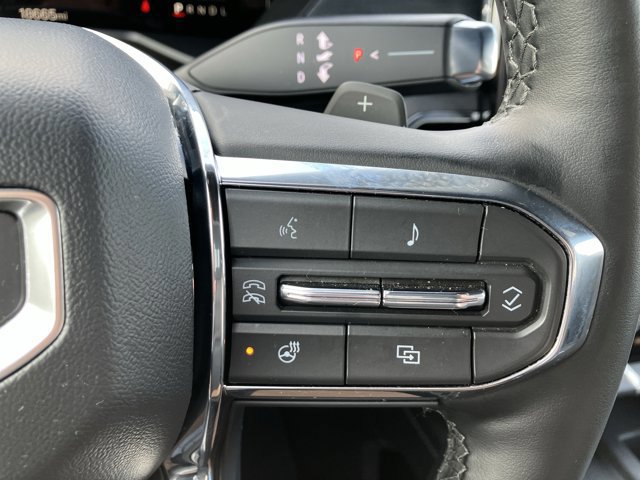 Used 2025 GMC Acadia Elevation image 39