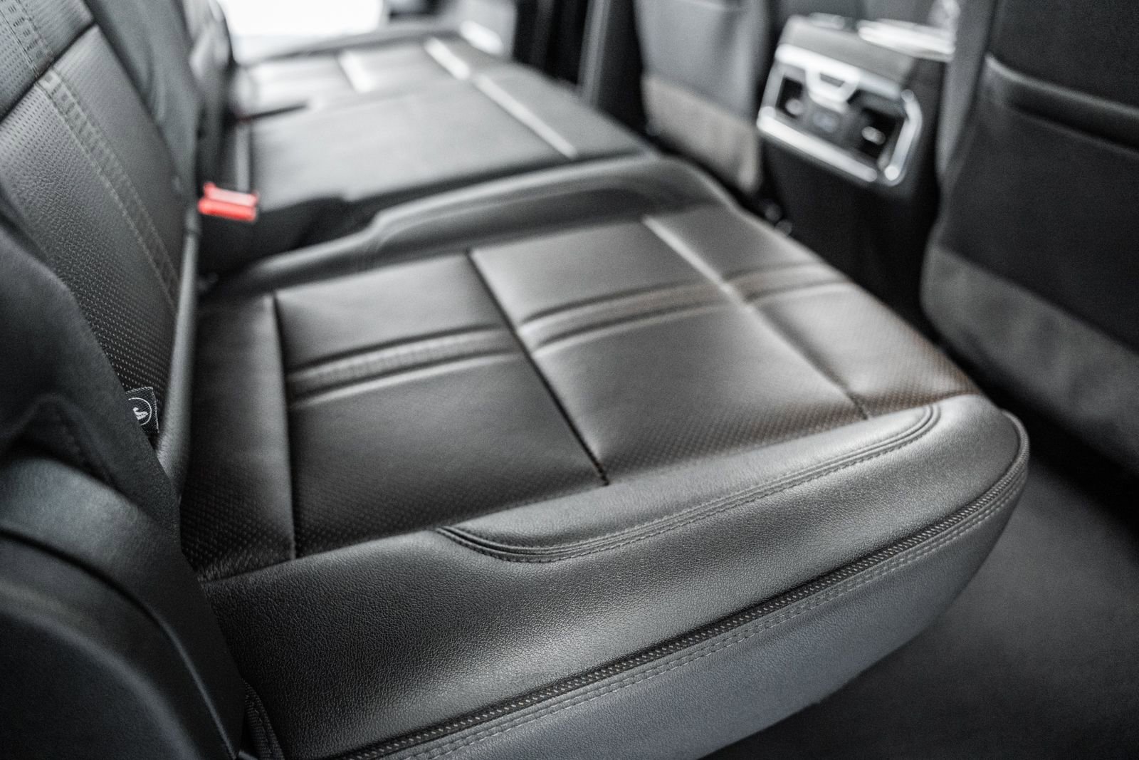 Used 2023 Chevrolet Silverado 1500 High Country w/ High Country Premium Package image 43