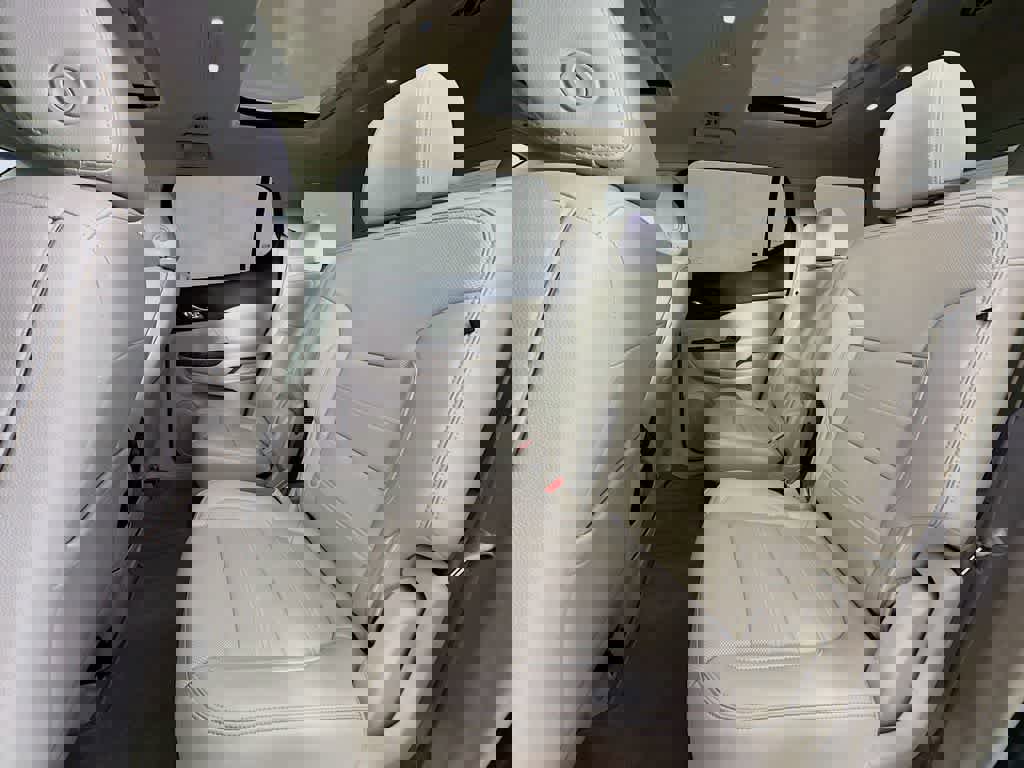 Used 2020 GMC Acadia Denali w/ Technology Package image 14