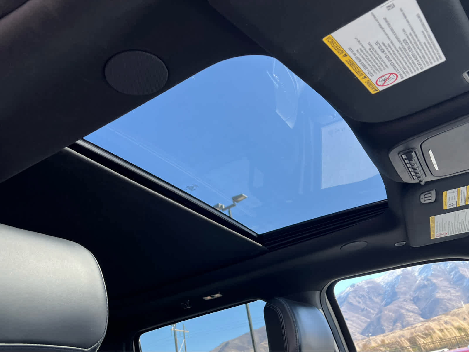 Certified 2025 Ford F350 Platinum image 21