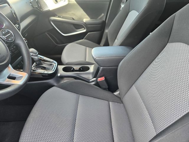 Used 2023 Kia Soul S image 12