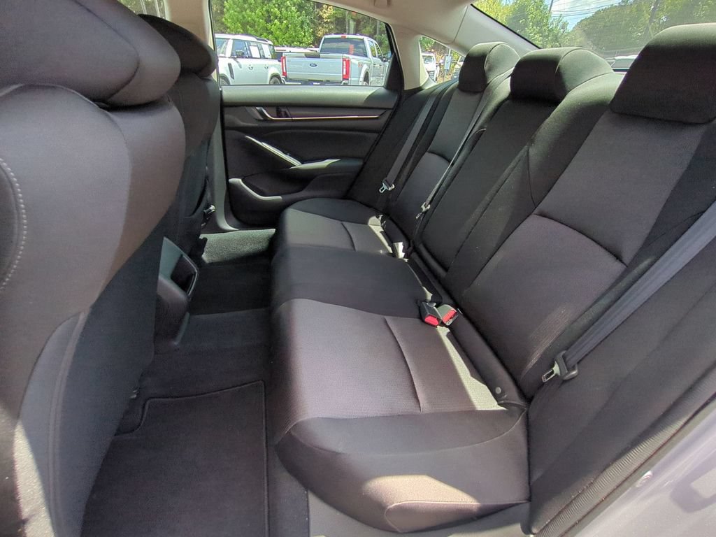 Used 2018 Honda Accord LX image 15