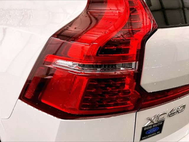 Used 2022 Volvo XC60 B6 Inscription AWD/4WD image 28