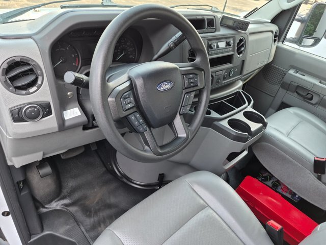 Certified 2024 Ford E-350 and Econoline 350 Super Duty w/ Power Windows & Locks Group RWD image 10