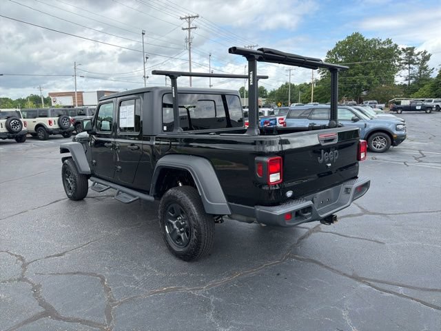 Used 2021 Jeep Gladiator Sport AWD/4WD image 5
