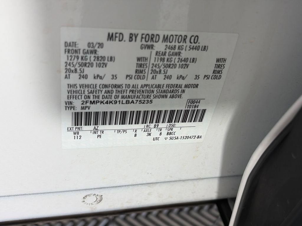 Certified 2020 Ford Edge Titanium w/ Equipment Group 301A image 9