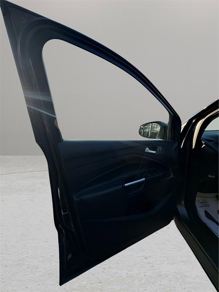 Certified 2019 Ford Escape SEL image 11