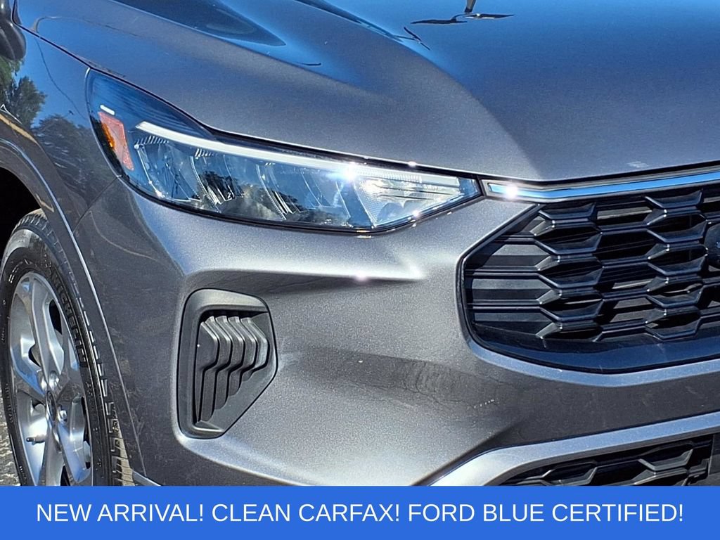 Certified 2023 Ford Escape ST-Line w/ Tech Pack #1 AWD/4WD image 29