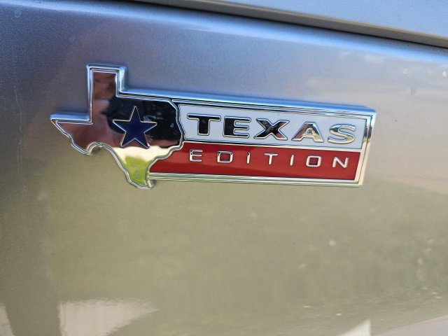 Certified 2022 Ford Expedition XLT image 16