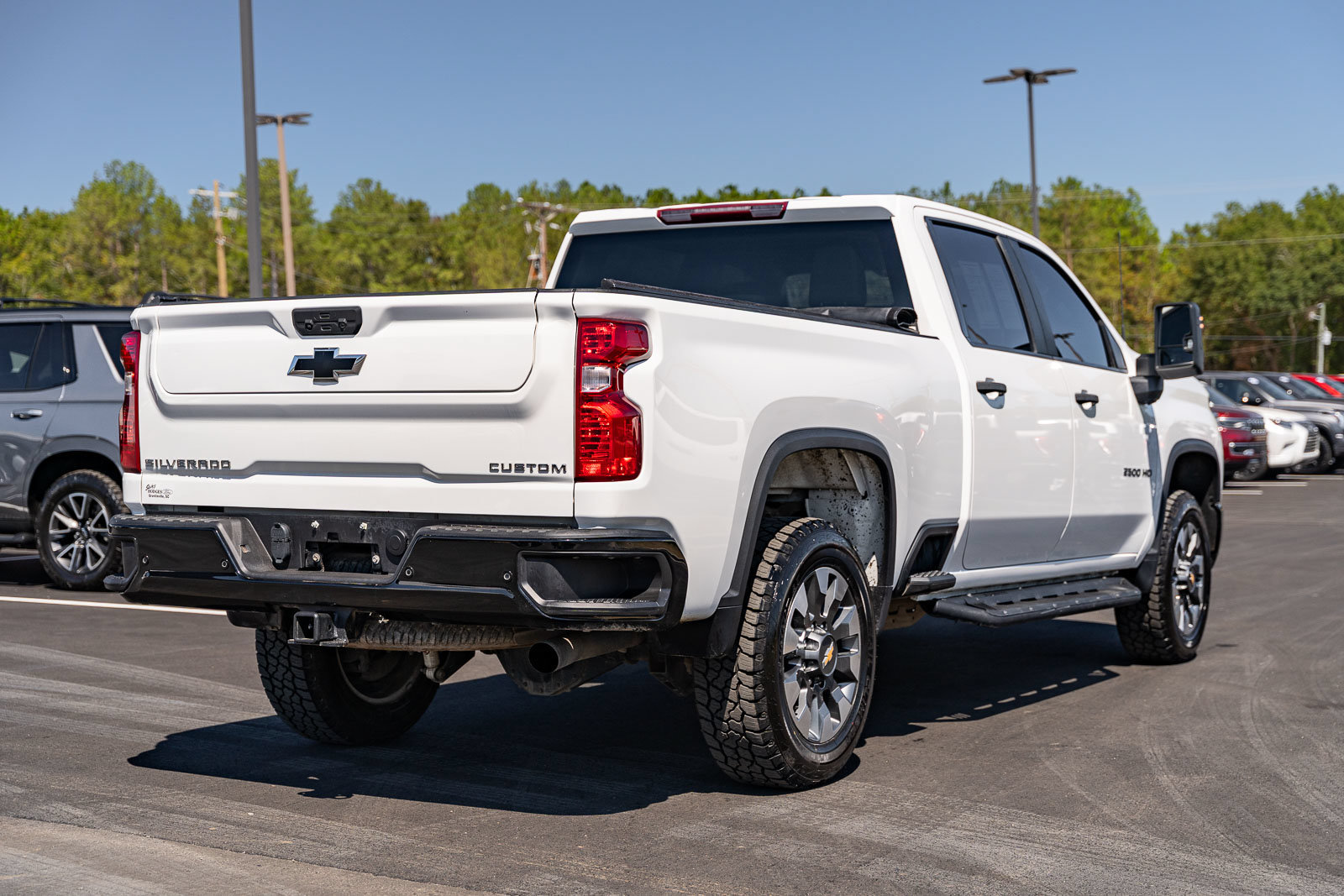 Used 2024 Chevrolet Silverado 2500 Custom w/ Custom Value Package AWD/4WD image 7