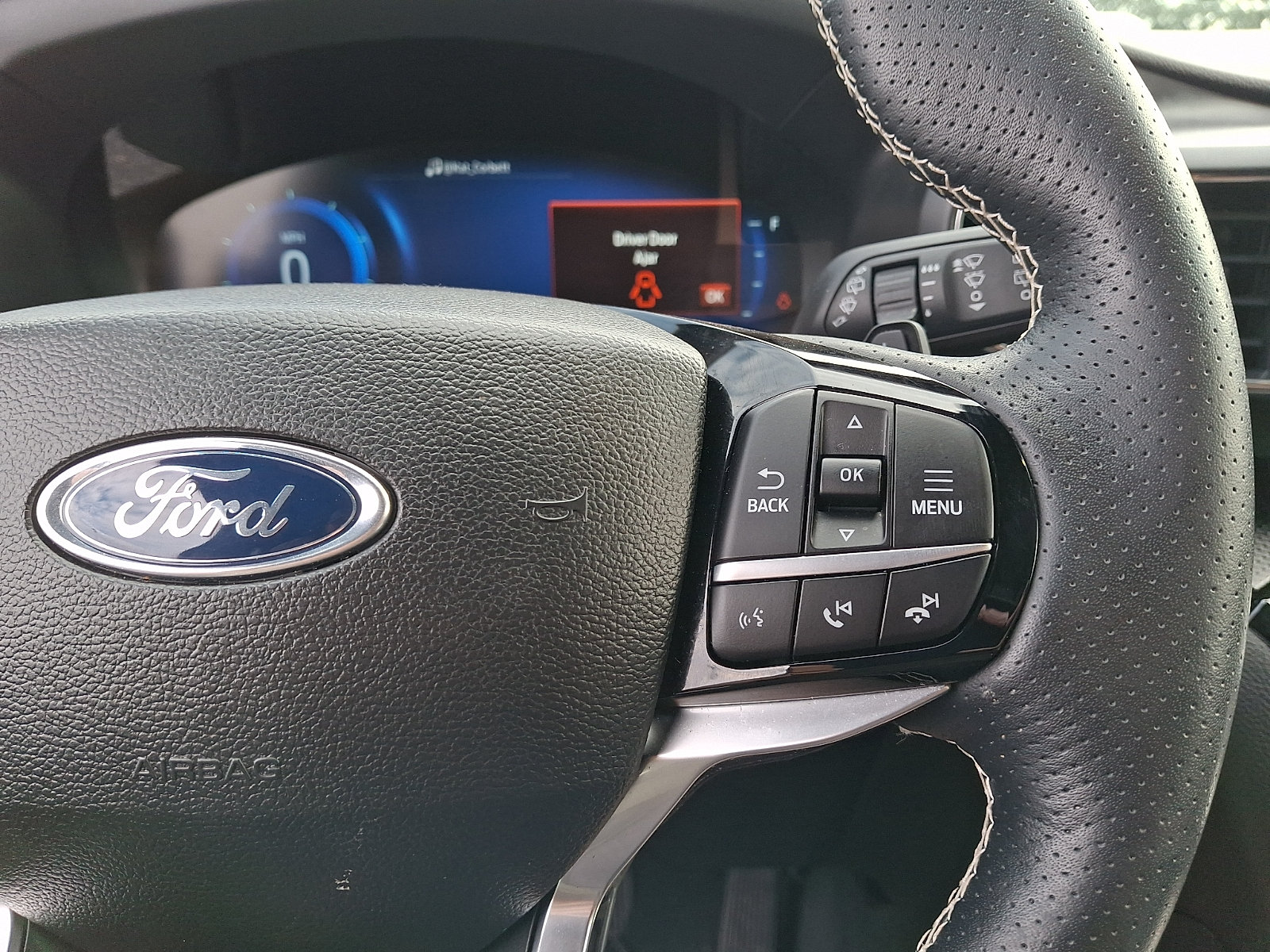 Certified 2022 Ford Explorer ST w/ ST Street Pack AWD/4WD image 23
