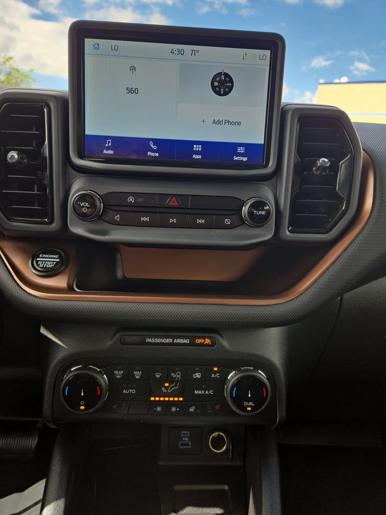 Certified 2022 Ford Bronco Sport Outer Banks w/ Tech Package AWD/4WD image 18