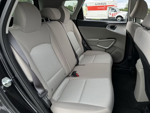 Used 2022 Kia Soul LX FWD image 27