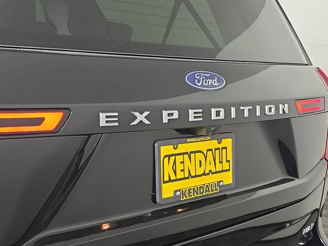 Certified 2025 Ford Expedition Max Platinum AWD/4WD image 11