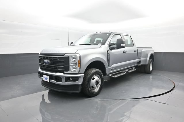 Certified 2024 Ford F350 XL w/ XL Driver Assist Package AWD/4WD image 4