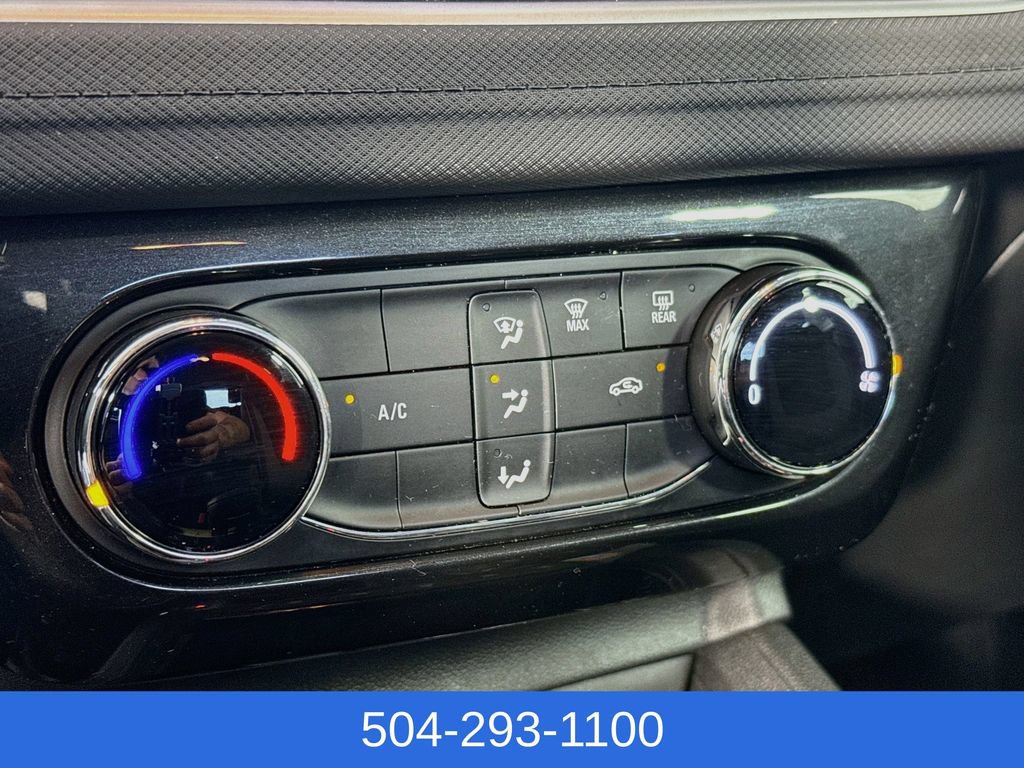 Used 2025 Chevrolet TrailBlazer LT FWD image 17