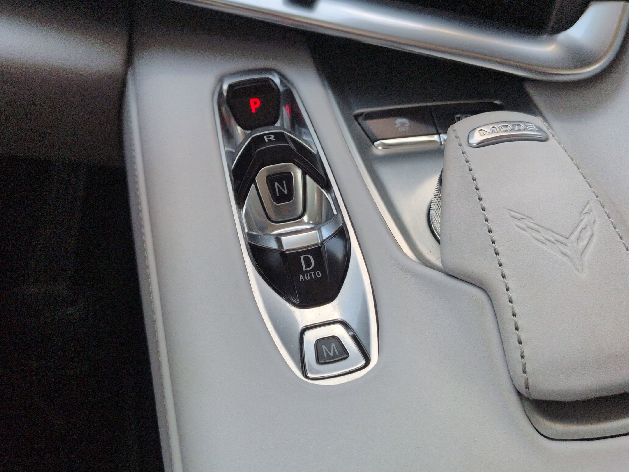 Used 2023 Chevrolet Corvette Stingray Premium Conv w/ Z51 Performance Package RWD image 27