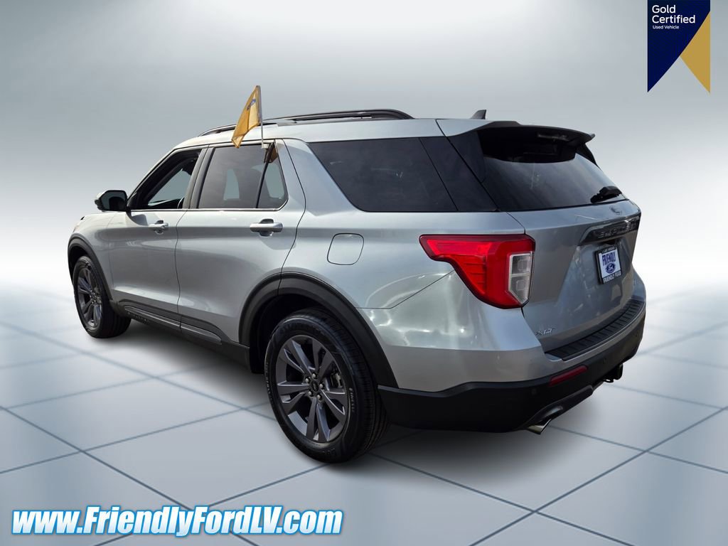Certified 2022 Ford Explorer XLT image 4