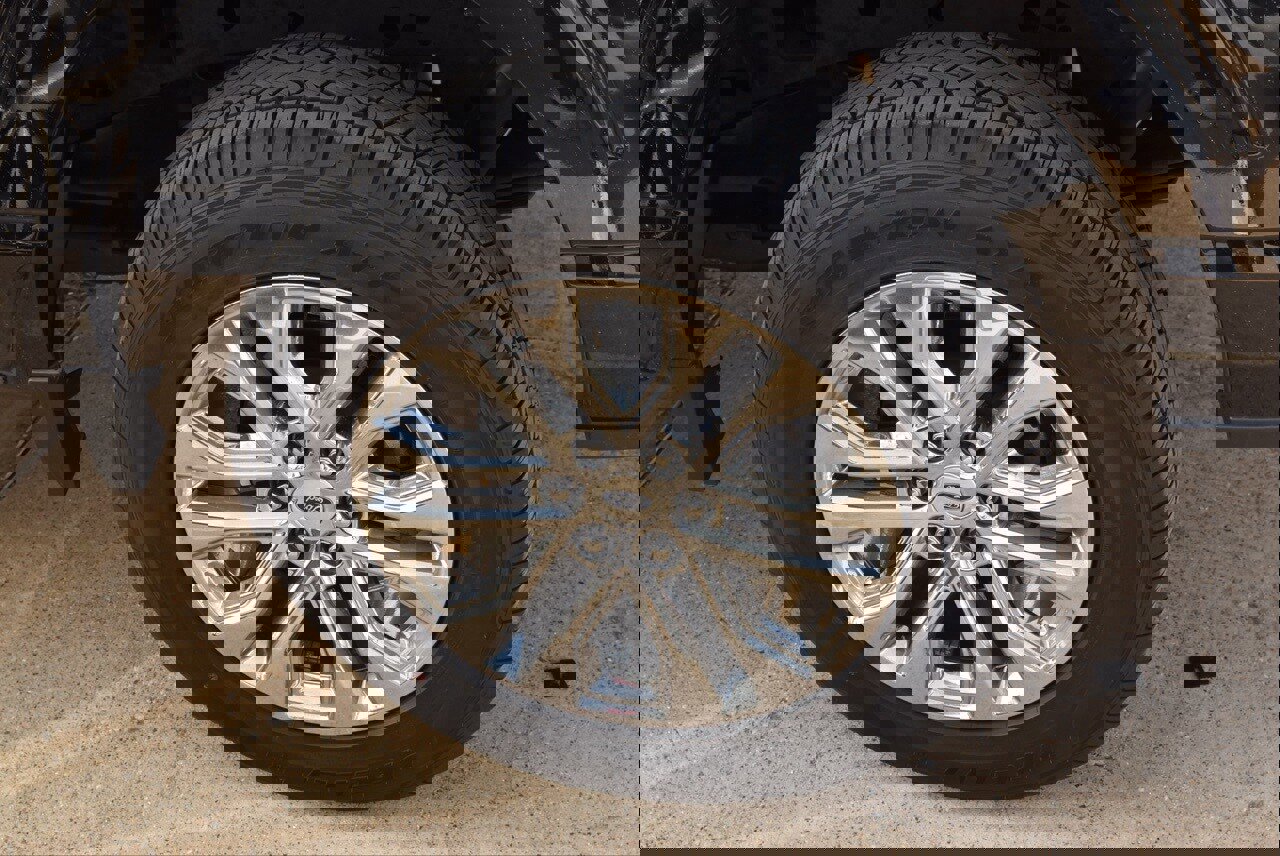 Certified 2024 Ford F150 XLT w/ Equipment Group 303A High image 10