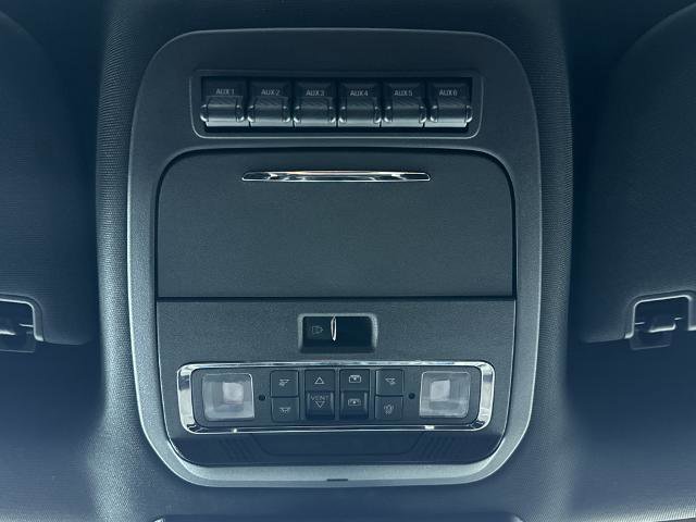 Certified 2023 Ford F150 Raptor w/ Raptor Carbon Fiber Package image 35