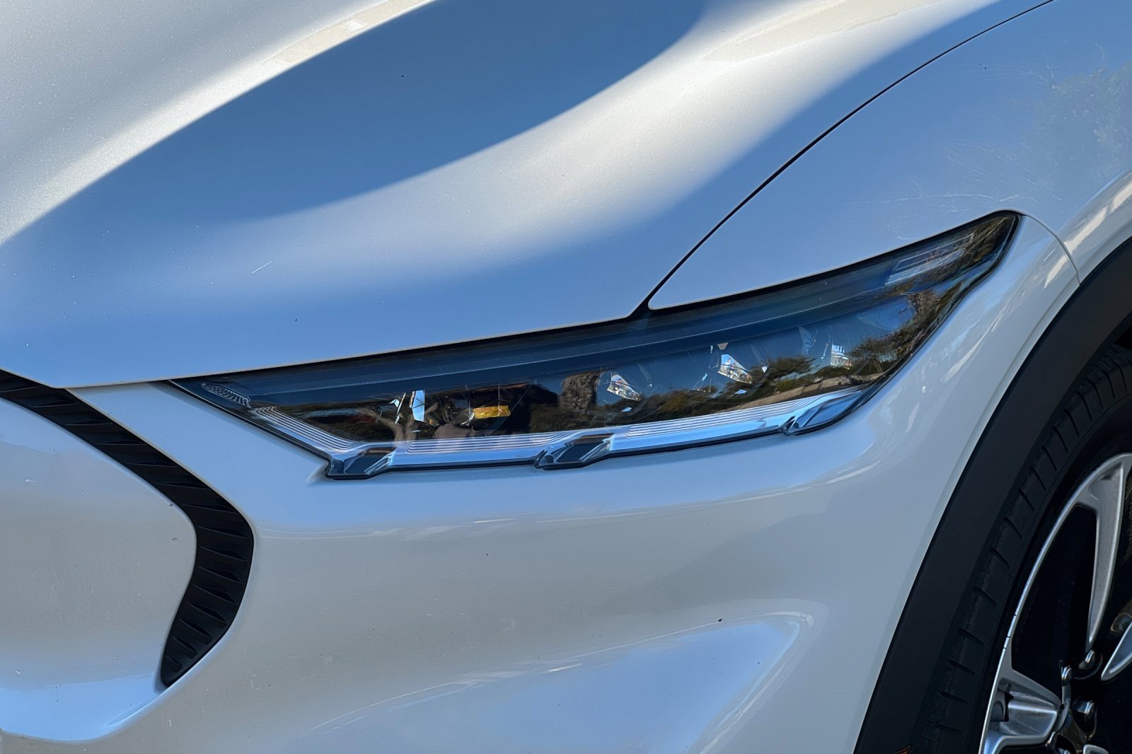 Certified 2021 Ford Mustang Mach-E Select w/ Comfort/Appearance Package image 51