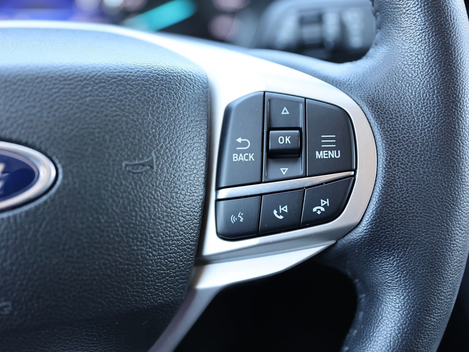 Certified 2023 Ford Explorer XLT w/ Equipment Group 202A image 39