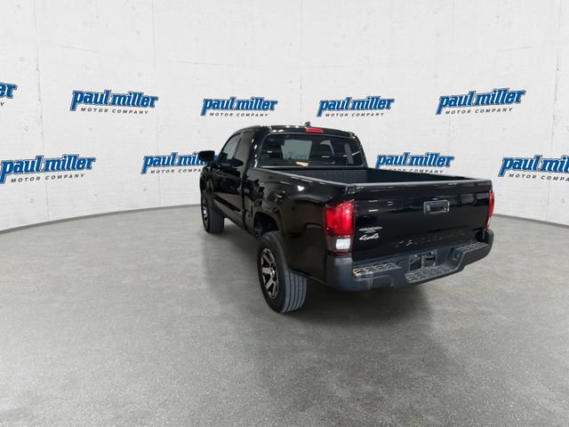 Used 2021 Toyota Tacoma SR AWD/4WD image 8