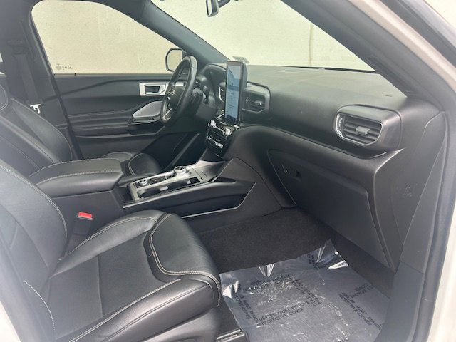 Certified 2023 Ford Explorer ST-Line w/ Class IV Trailer Tow Package image 16