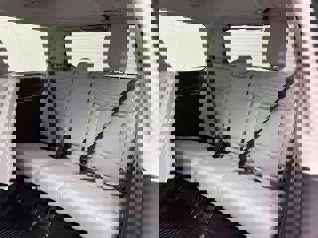 Certified 2025 Ford Expedition Platinum w/ Platinum Ultimate Package image 16