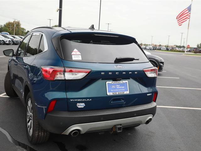 Certified 2020 Ford Escape Titanium w/ Titanium Premium Package 2.0 AWD/4WD image 16