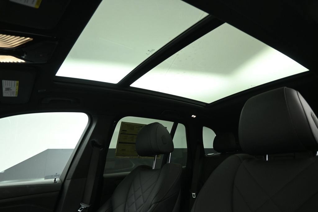 Used 2024 BMW X5 sDrive40i RWD image 17