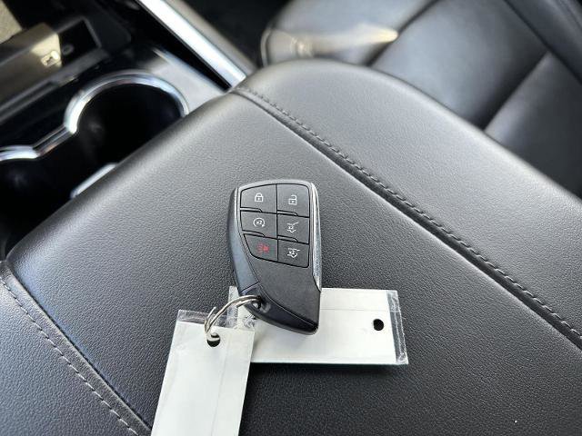 Used 2025 Chevrolet Tahoe Z71 image 40