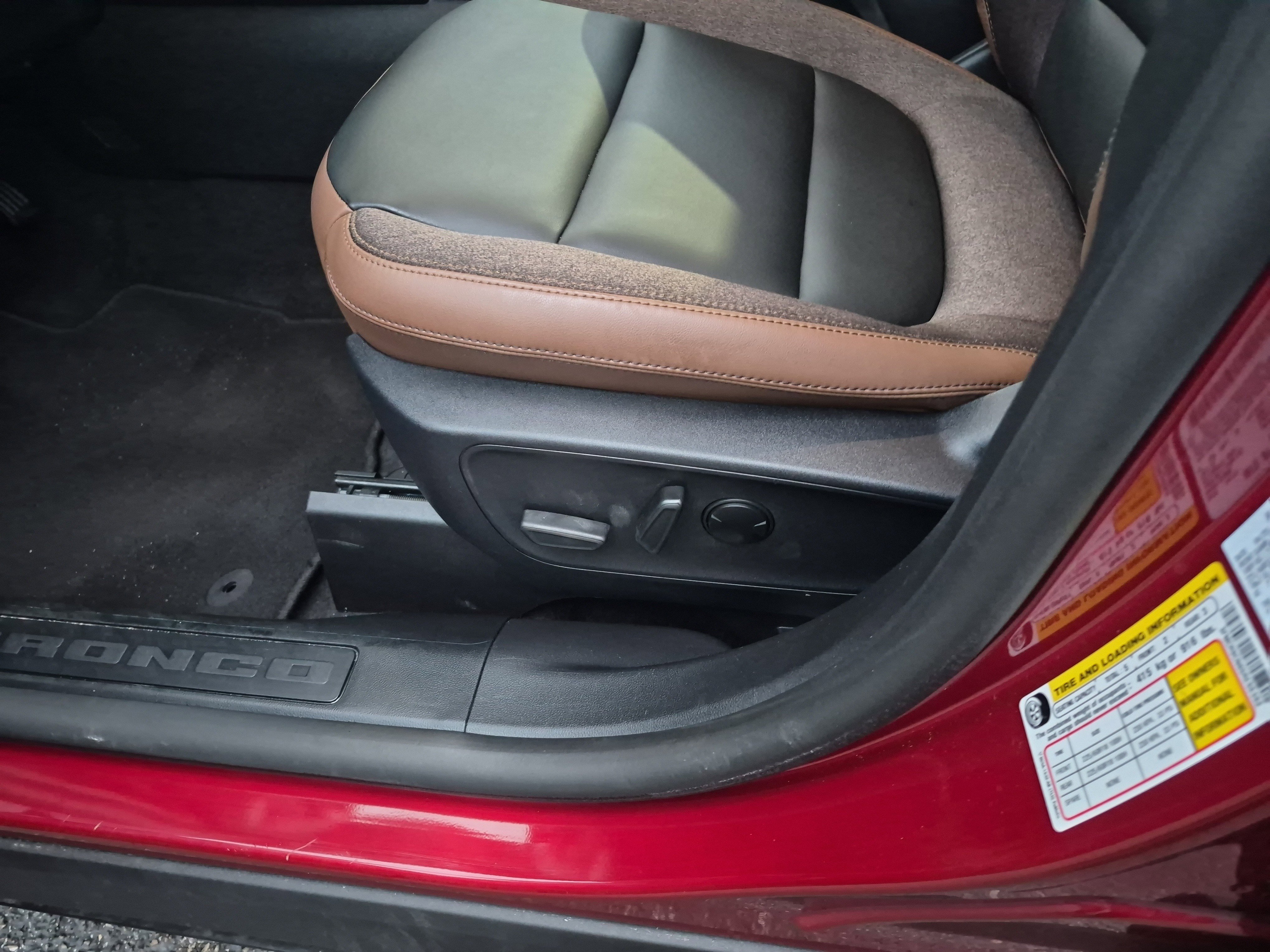 Certified 2025 Ford Bronco Sport Outer Banks w/ Outer Banks Tech Package+ image 12