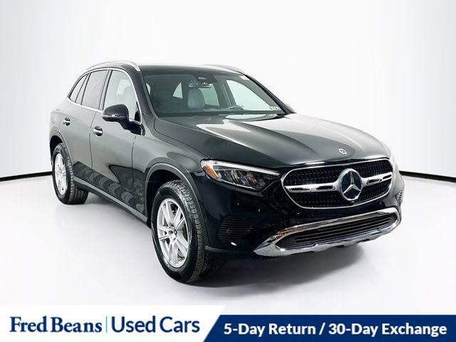 Used 2023 Mercedes-Benz GLC 300 4MATIC image 1