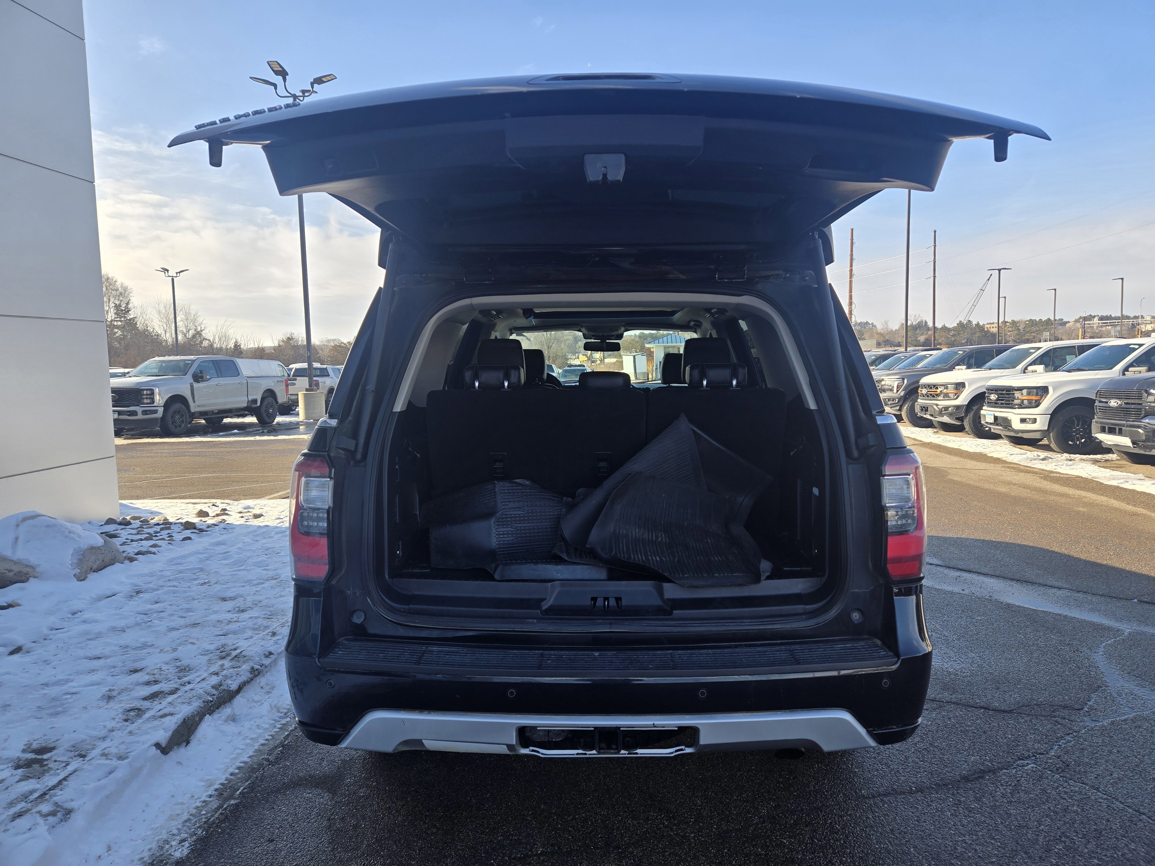 Certified 2021 Ford Expedition Platinum image 16