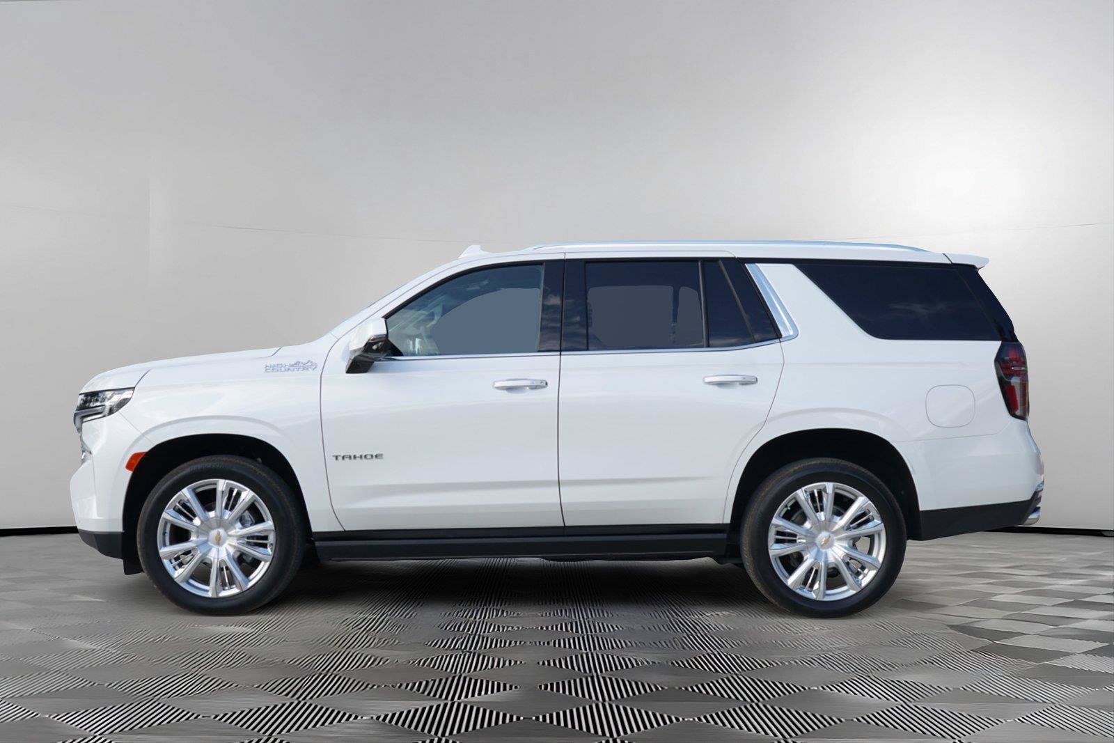 Used 2023 Chevrolet Tahoe High Country AWD/4WD image 7