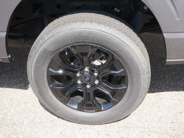 Certified 2023 Ford F150 Platinum w/ Equipment Group 701A High AWD/4WD image 8