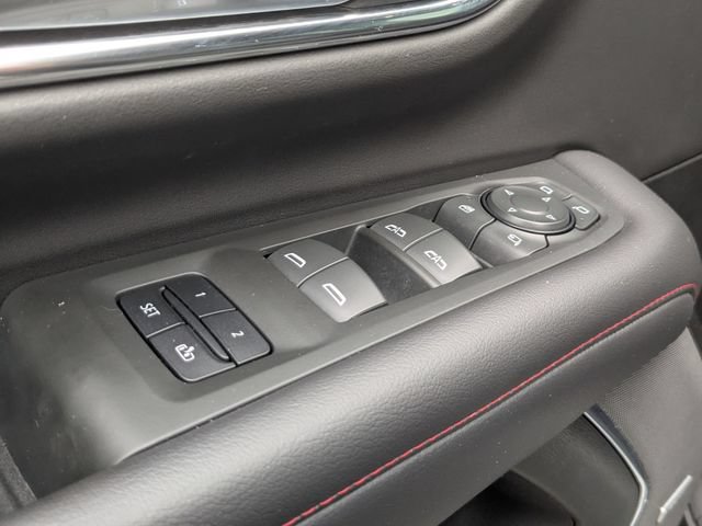 Used 2022 Chevrolet Tahoe RST w/ Luxury Package RWD image 10