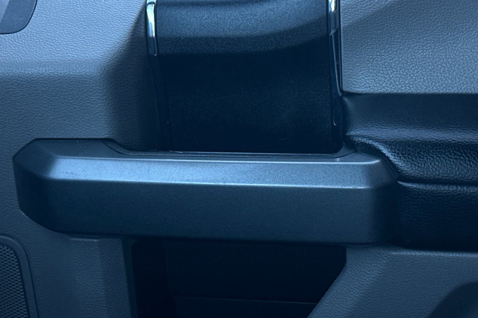 Certified 2018 Ford F150 XLT image 17