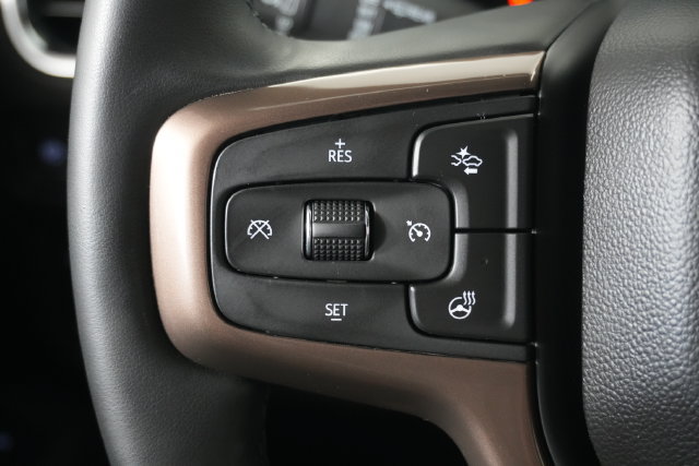 Used 2024 Chevrolet Tahoe High Country AWD/4WD image 16